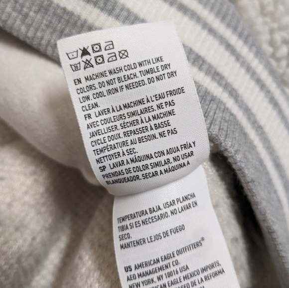 American Eagle Outfitters White Sherpa Half Zip Sweater - Picture 3 of 13